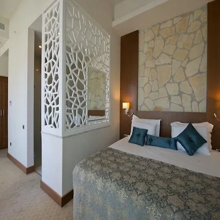 Tui Day And Night Connected Club Life