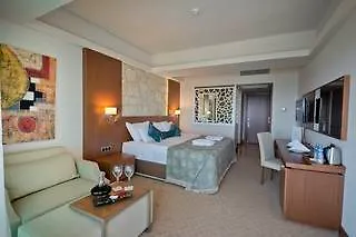 Hotel Tui Day And Night Connected Club Life 4*