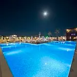 Tui Day And Night Connected Club Life
