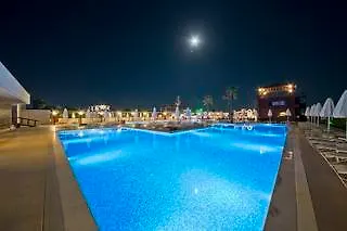 Tui Day And Night Connected Club Life